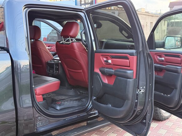 2018 Dodge RAM IV (DS/DJ), синий, 6000000 рублей - вид 13