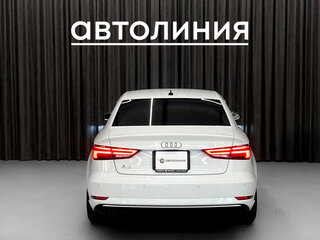 2019 Audi A3 III (8V) Рестайлинг, белый, 1980000 рублей, вид 5