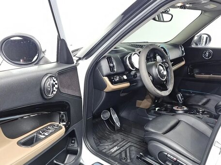 2019 Mini Countryman Cooper D II, белый, 2503000 рублей, вид 5