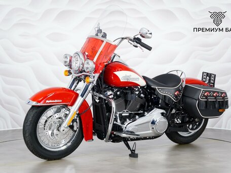 2024 Harley-Davidson Heritage Classic, красный, 3399000 рублей, вид 3