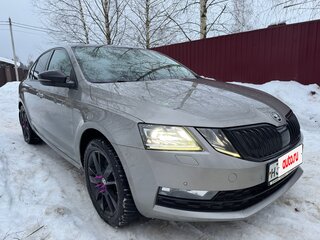 2018 Skoda Octavia III (A7) Рестайлинг, бежевый, 1850000 рублей, вид 4