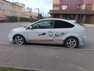 2010 Ford Focus II Рестайлинг, белый, 490000 рублей, вид 4