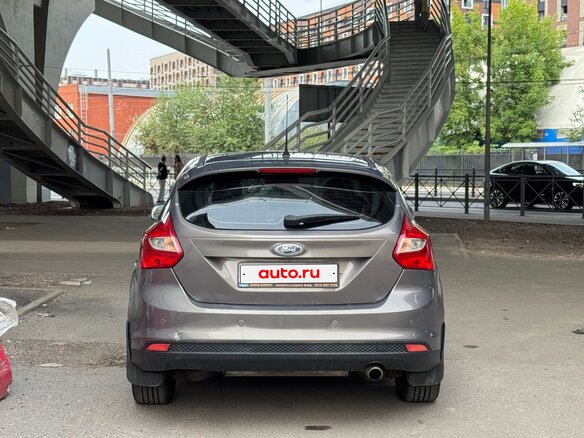 2012 Ford Focus III, серый, 680000 рублей - вид 4