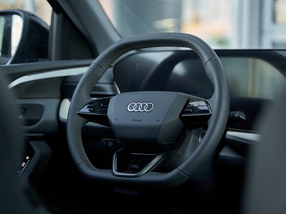 2026 Audi Q5 L III (GU), чёрный, 7099900 рублей - вид 27