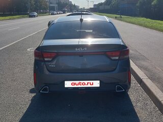2021 Kia Rio IV Рестайлинг, серый, 1400000 рублей, вид 5