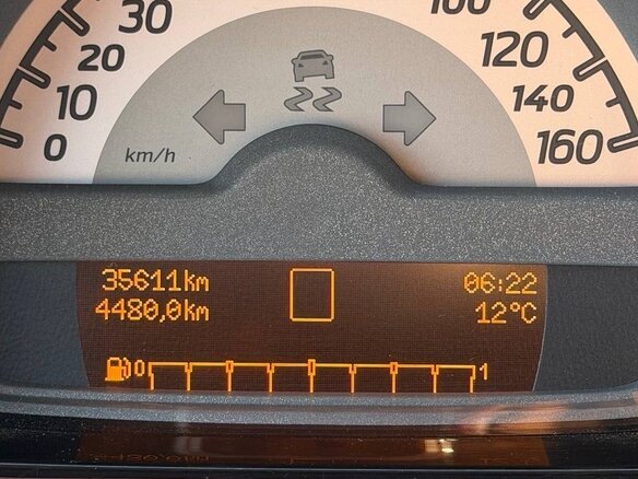 2014 Smart Fortwo II, жёлтый, 1750000 рублей - вид 12
