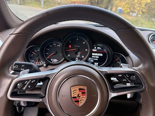 2017 Porsche Cayenne Diesel II Рестайлинг (958), белый, 4950000 рублей, вид 5