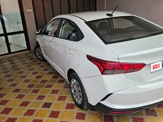 2021 Hyundai Solaris II Рестайлинг, белый, 999000 рублей, вид 3