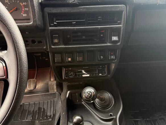 2001 Lada (ВАЗ) 2121 (4x4) I Рестайлинг, белый, 295000 рублей - вид 6