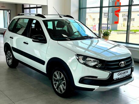2026 Lada (ВАЗ) Granta Cross I Рестайлинг, белый, 1191000 рублей, вид 3