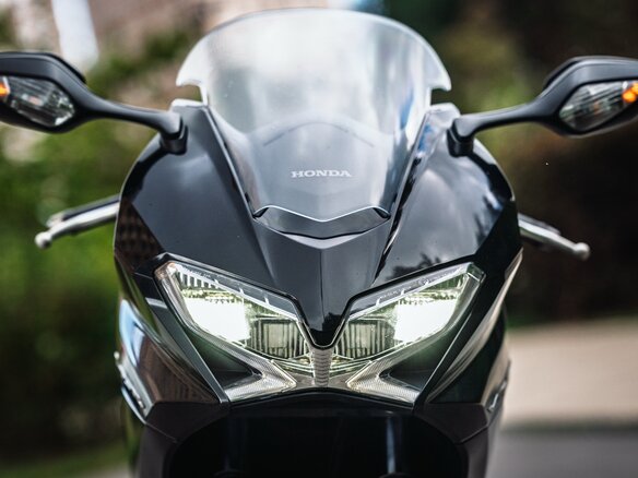 2014 Honda VFR 800, чёрный, 666000 рублей - вид 11