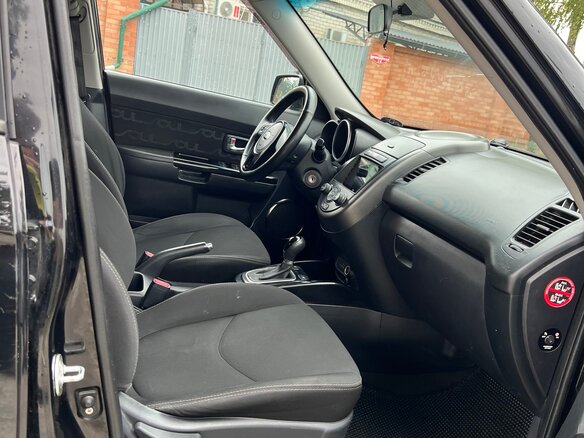 2013 Kia Soul I Рестайлинг, чёрный - вид 14
