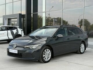 Volkswagen Golf VIII