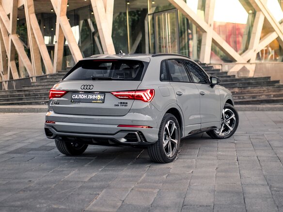 2026 Audi Q3 35 TFSI II (F3), серый, 3850000 рублей - вид 2