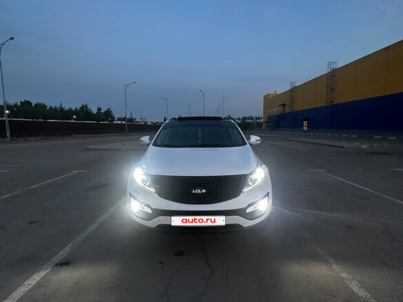 2012 Kia Sportage III, белый, 1700000 рублей - вид 1