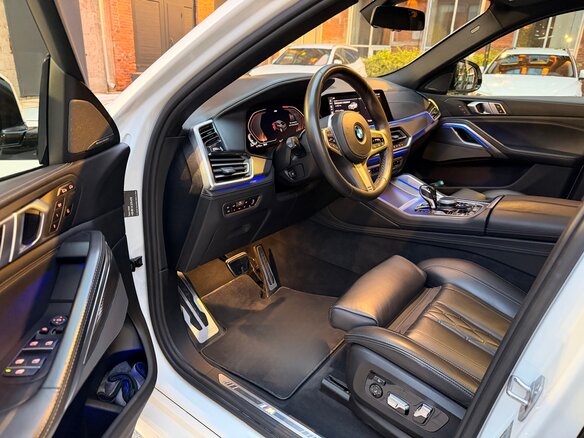 2019 BMW X6 30d III (G06), белый, 8000000 рублей - вид 5