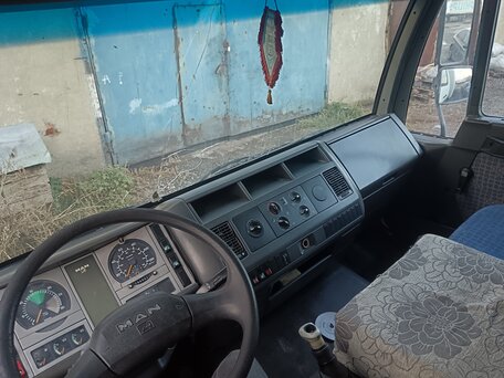 2001 MAN LE/L 2000, белый, 1000000 рублей, вид 3