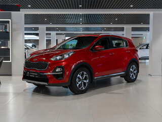 2018 Kia Sportage IV Рестайлинг, красный, 2030000 рублей, вид 1