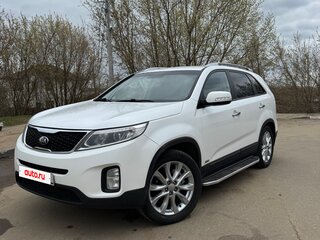 2013 Kia Sorento II Рестайлинг, белый, 1620000 рублей, вид 2
