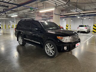 2012 Toyota Land Cruiser 200 Series Рестайлинг 1, чёрный, 4000000 рублей, вид 3