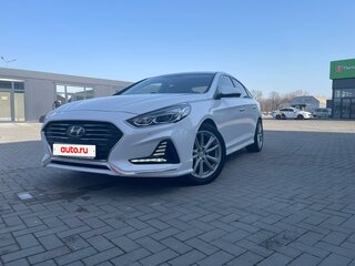 2019 Hyundai Sonata VII (LF) Рестайлинг, белый, 1850000 рублей, вид 1