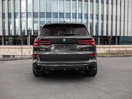 2025 BMW X5 40i IV (G05/G18) Рестайлинг, серый, 14590000 рублей, вид 5