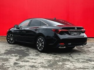 2022 Toyota Avalon V, чёрный, 3400000 рублей, вид 5