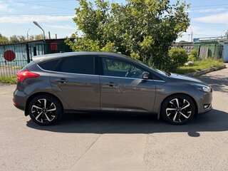 2018 Ford Focus III Рестайлинг, серый, 1320000 рублей, вид 5
