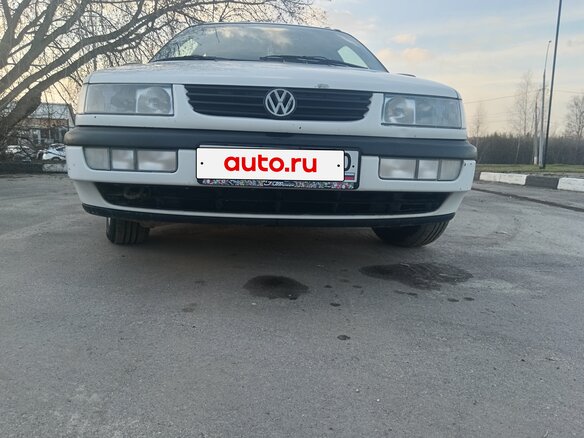 1994 Volkswagen Passat B4, белый, 500000 рублей - вид 1