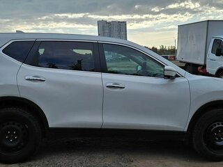 2017 Nissan X-Trail III, белый, 1690000 рублей, вид 3