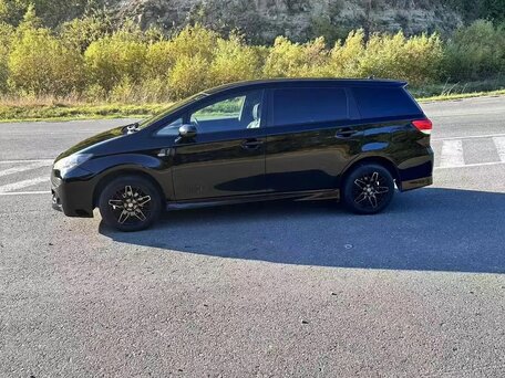2010 Toyota Wish II, чёрный, 1100000 рублей, вид 5