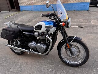 Triumph Bonneville T100