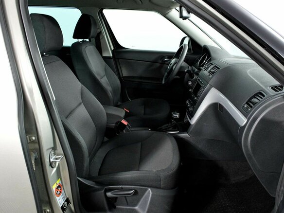 2012 Skoda Yeti I, серый - вид 19