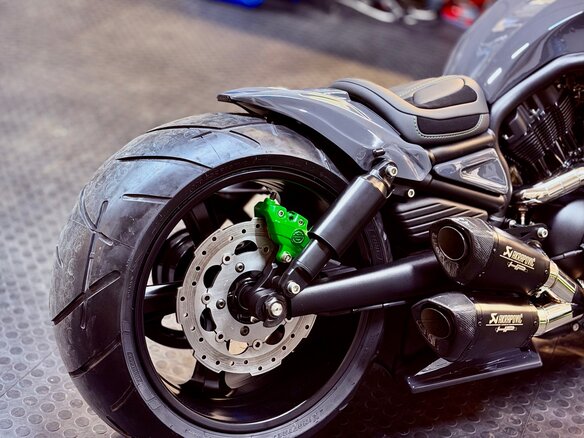 2012 Harley-Davidson V-Rod, серый, 2900000 рублей - вид 2