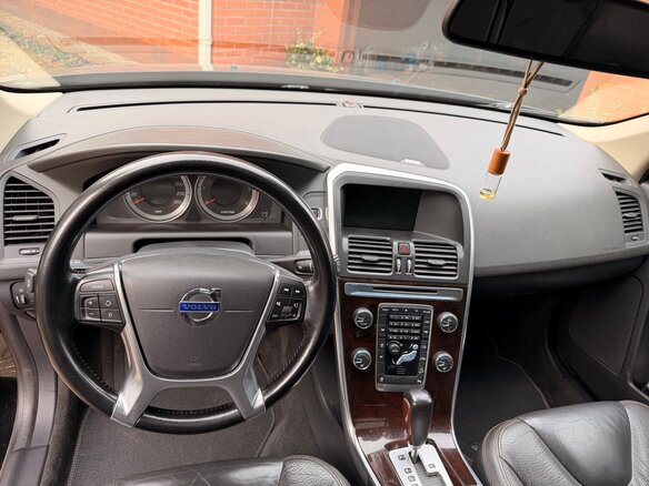 2012 Volvo XC60 I, чёрный, 1900000 рублей - вид 4
