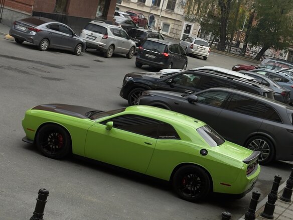 2019 Dodge Challenger III Рестайлинг 2, зелёный, 5000000 рублей - вид 7