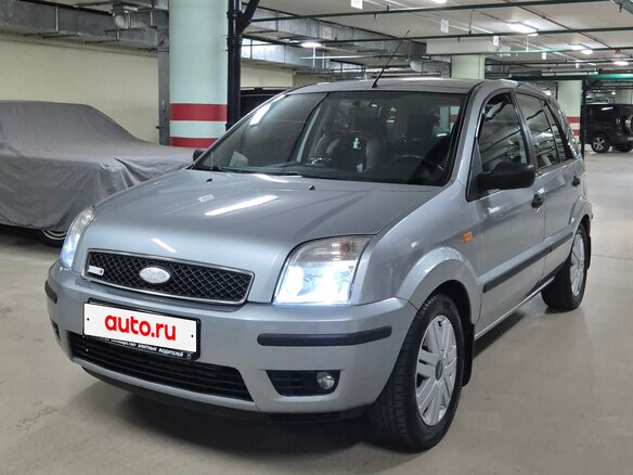 2004 Ford Fusion I, серый, 599999 рублей - вид 4