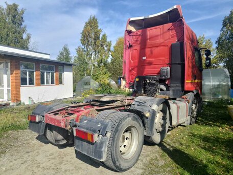 2000 Renault Premium, красный, 700000 рублей, вид 5