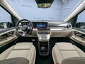 2026 Mercedes-Benz V-Класс 300 d экстра длинный III (W447) Рестайлинг 2, чёрный - вид 4