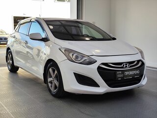 2012 Hyundai i30 II, белый, 840000 рублей, вид 3