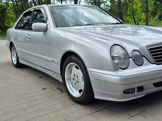 2000 Mercedes-Benz E-Класс 200 II (W210, S210) Рестайлинг, серебристый, 800000 рублей, вид 2