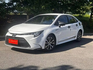 2022 Toyota Levin XII (E210) Рестайлинг, белый, 1350004 рублей, вид 1