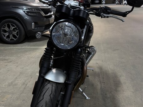 2020 Triumph Speed Twin, чёрный, 1100000 рублей, вид 2