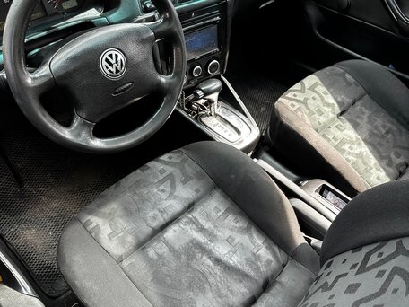 1998 Volkswagen Golf IV, красный, 180000 рублей, вид 3