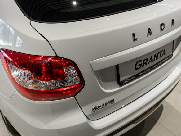 2025 Lada (ВАЗ) Granta I Рестайлинг, белый, 1098000 рублей - вид 19