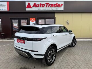 2025 Land Rover Range Rover Evoque L II Рестайлинг, белый, 5800000 рублей, вид 4