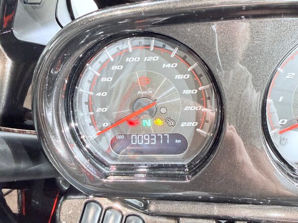 2018 Harley-Davidson CVO Road Glide, чёрный, 2499000 рублей - вид 31