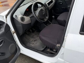 2011 Renault Logan I Рестайлинг, белый, 209000 рублей, вид 5
