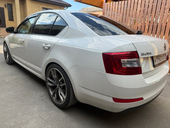 2014 Skoda Octavia III (A7), белый, 1450000 рублей - вид 21