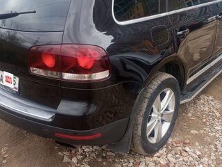 2008 Volkswagen Touareg I Рестайлинг, чёрный, 850000 рублей, вид 2